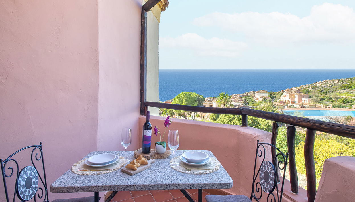 Apartment mit 2 Schlafzimmern in Trinità d'Agultu e Vignola mit schwimmbad und garten - Foto 1