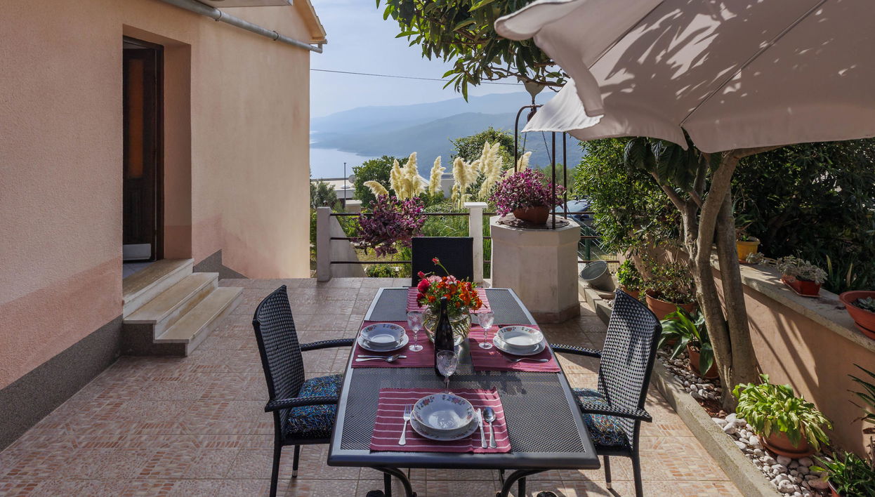 Appartamento con 3 camere da letto a Labin con giardino e terrazza - Foto 1