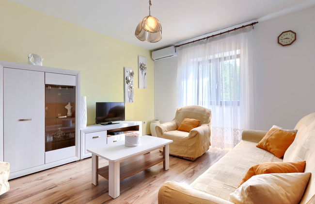 Apartamento de 3 quartos em Labin com jardim e terraço - Foto 5