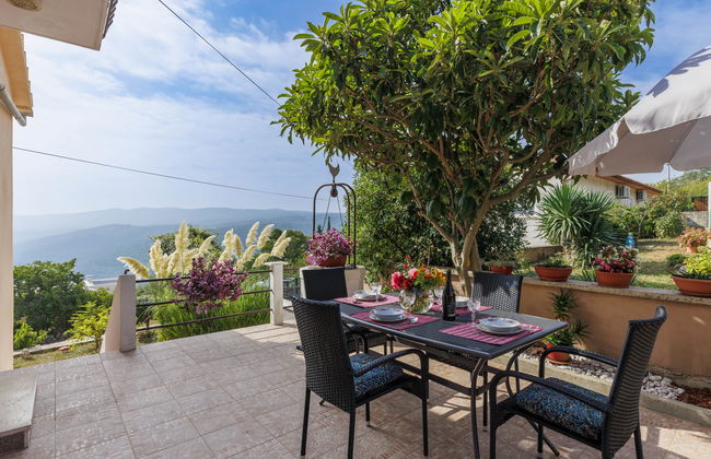 Apartamento de 3 quartos em Labin com jardim e terraço - Foto 3
