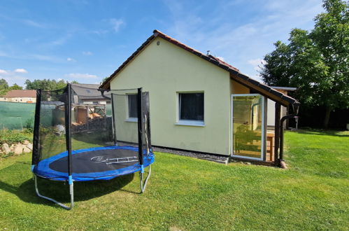 Photo 14 - Maison de 1 chambre à Velky Ratmirov avec piscine privée