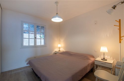 Foto 14 - Appartamento con 2 camere da letto a Cavalaire-sur-Mer con vista mare