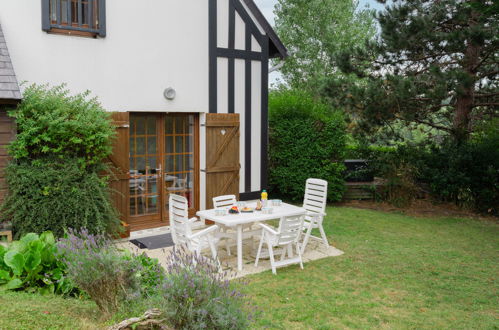 Photo 15 - 2 bedroom House in Houlgate with garden and terrace