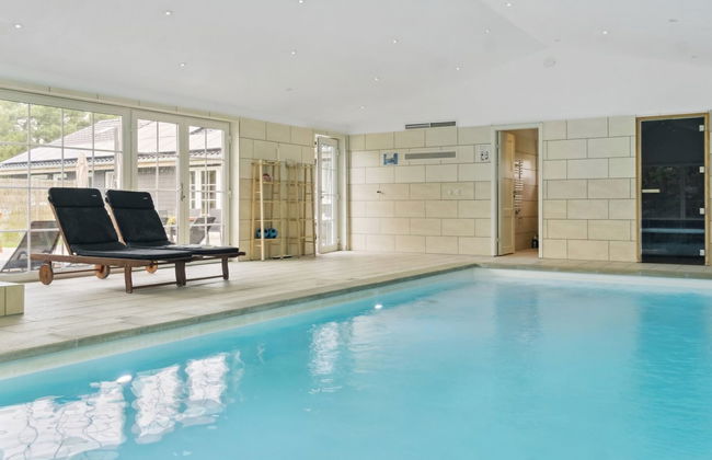 5 bedroom House in Væggerløse with private pool and terrace - Photo 31