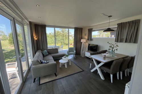 Foto 7 - Casa con 3 camere da letto a Hellevoetsluis con terrazza e vista mare