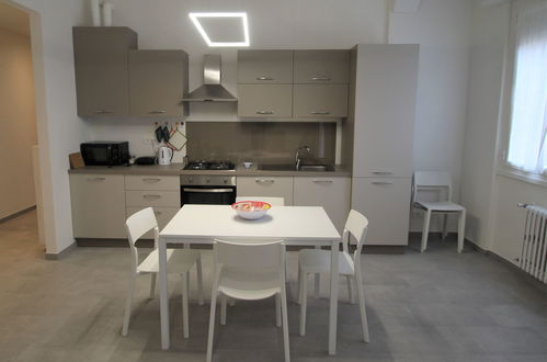 Foto 9 - Apartamento de 2 quartos em Rapallo