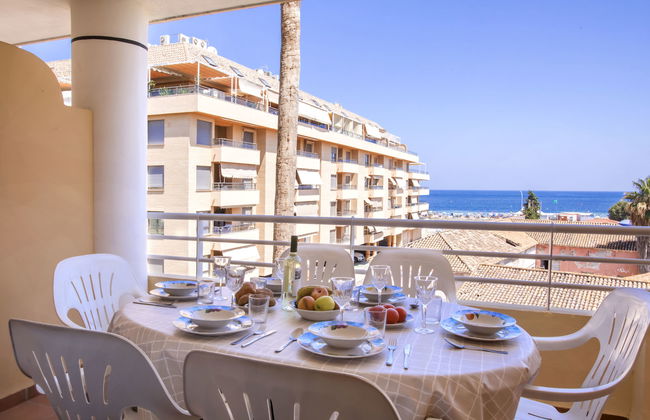 3 bedroom Apartment in Dénia with swimming pool and garden - Photo 14