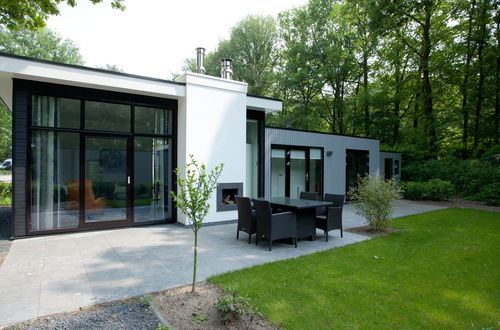 Photo 8 - 2 bedroom House in Belfeld with swimming pool and terrace