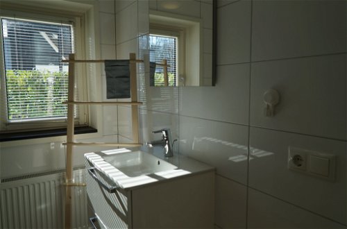 Foto 15 - Haus mit 3 Schlafzimmern in Arnheim mit schwimmbad und garten