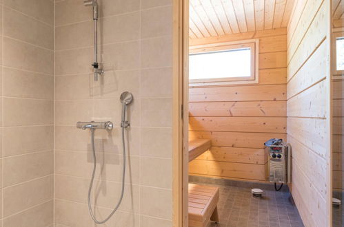 Foto 18 - Casa de 2 habitaciones en Hailuoto con sauna