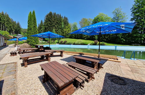 Photo 36 - Maison de 2 chambres à Mladé Buky avec piscine et jardin