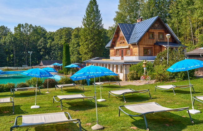 Maison de 7 chambres à Mladé Buky avec piscine et jardin - Photo 36