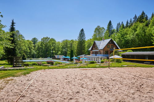 Photo 33 - Maison de 2 chambres à Mladé Buky avec piscine et jardin