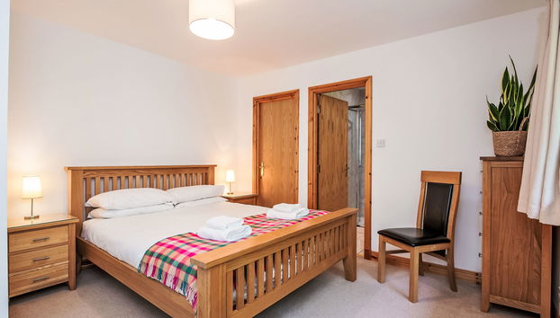3 bedroom House in Inverness with garden - Photo 5