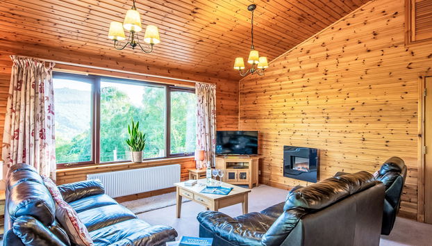 3 bedroom House in Inverness with garden - Photo 2