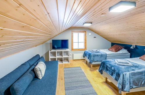 Foto 9 - Casa con 3 camere da letto a Pelkosenniemi con sauna e vista sulle montagne