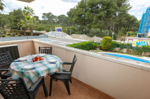 Foto 2 - Appartamento con 2 camere da letto a Salou con piscina e giardino