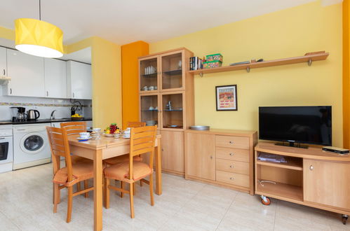 Photo 13 - 2 bedroom Apartment in Salou with swimming pool and garden