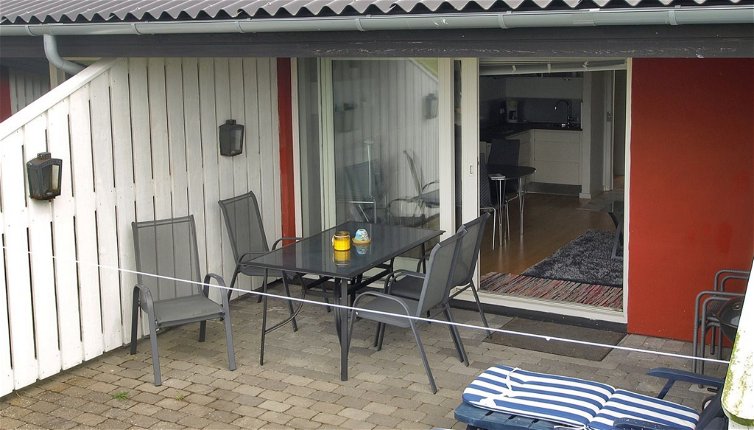 Photo 1 - 1 bedroom Apartment in Aakirkeby with swimming pool and terrace