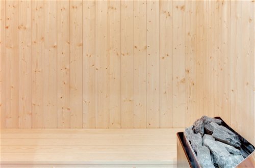 Photo 18 - Maison de 5 chambres à Nexø avec terrasse et sauna