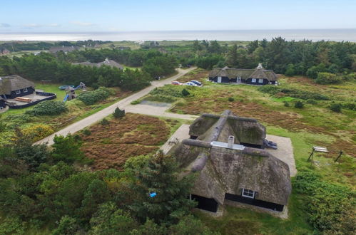 Foto 1 - Casa de 4 habitaciones en Blåvand con piscina privada y terraza