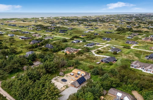 Foto 15 - Haus mit 4 Schlafzimmern in Ringkøbing mit privater pool und terrasse