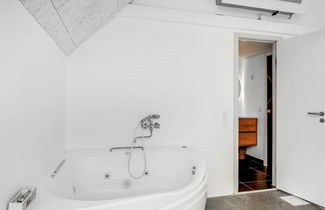 Foto 2 - Haus mit 4 Schlafzimmern in Ringkøbing mit privater pool und terrasse