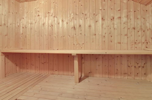 Foto 10 - Casa con 3 camere da letto a Oksbøl con sauna