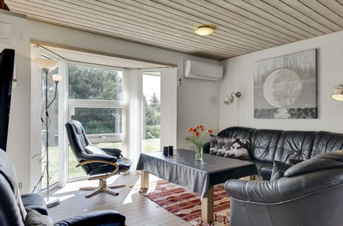 Foto 5 - Casa de 5 habitaciones en Blåvand con piscina privada y terraza
