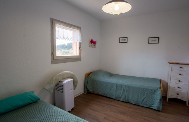 Casa de 3 quartos em Le Lavandou com piscina e jardim - Foto 15