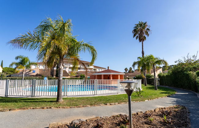 Casa de 3 quartos em Le Lavandou com piscina e jardim - Foto 20