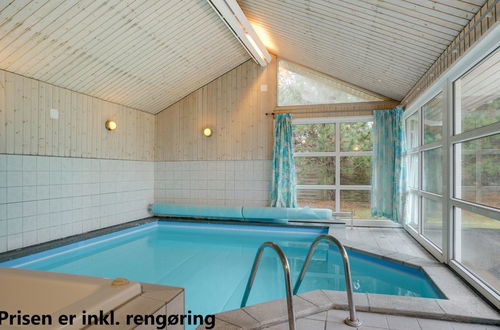 Photo 1 - Maison de 4 chambres à Væggerløse avec piscine privée et terrasse