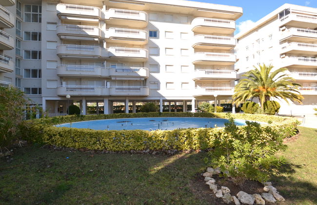 3 bedroom Apartment in Vila-seca with swimming pool and terrace - Photo 34