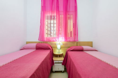 Foto 14 - Appartamento con 2 camere da letto a Oropesa del Mar con piscina e vista mare