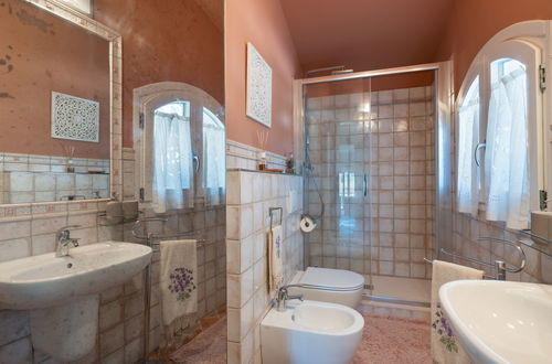 Foto 16 - Casa de 3 quartos em Gambassi Terme com piscina privada e jardim