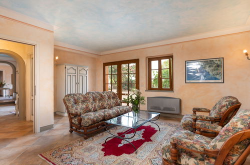 Photo 12 - 6 bedroom House in Grosseto with private pool and garden