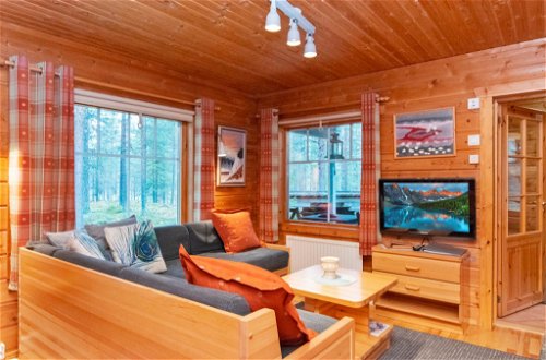 Foto 7 - Casa de 1 habitación en Pelkosenniemi con sauna y vistas a la montaña