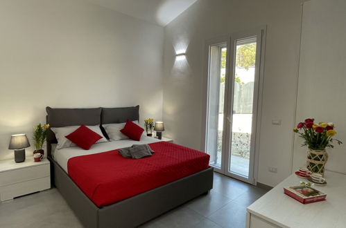 Foto 4 - Casa con 1 camera da letto a Imperia con giardino e vista mare