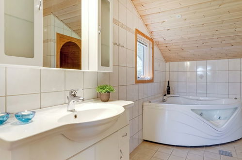 Foto 21 - Haus mit 3 Schlafzimmern in Hals mit terrasse und sauna