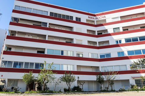 Photo 6 - 2 bedroom Apartment in Portimão with garden and terrace