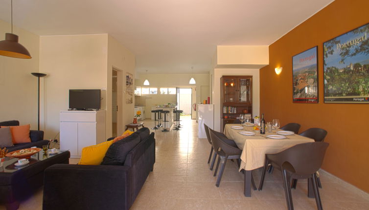 Photo 1 - 2 bedroom Apartment in Portimão with garden and terrace