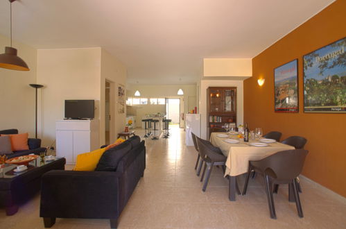 Foto 5 - Appartamento con 2 camere da letto a Portimão con terrazza e vista mare