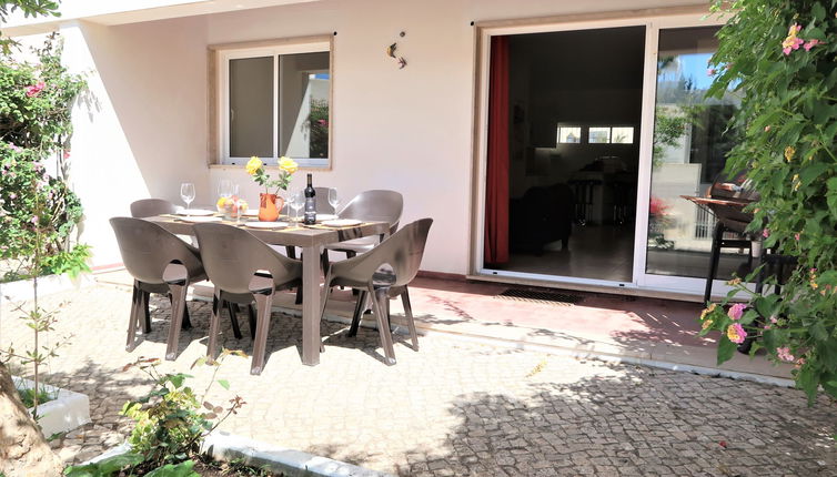 Photo 1 - 2 bedroom Apartment in Portimão with garden and terrace
