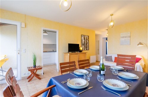 Photo 3 - 3 bedroom House in Saint-Palais-sur-Mer with terrace and sea view