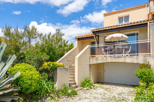 Photo 22 - 3 bedroom House in Saint-Palais-sur-Mer with garden and terrace