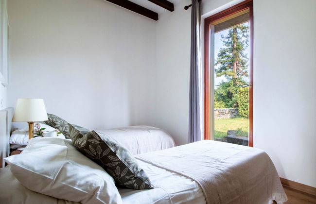 Casa de 3 quartos em Porto Valtravaglia com piscina e jardim - Foto 18