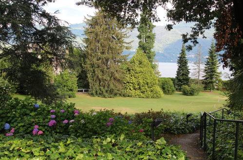 Foto 33 - Casa con 2 camere da letto a Porto Valtravaglia con piscina e vista sulle montagne