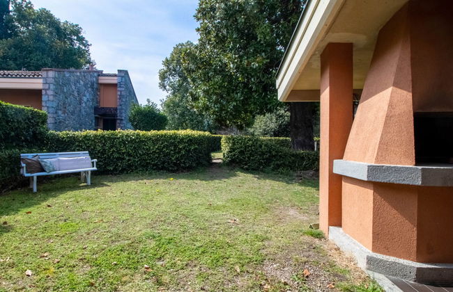 Casa de 3 quartos em Porto Valtravaglia com piscina e jardim - Foto 25