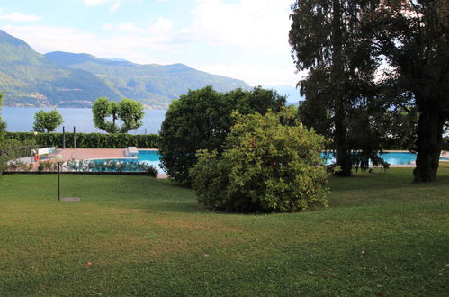 Photo 26 - Apartment in Porto Valtravaglia with swimming pool and mountain view