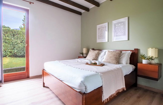 Casa de 3 quartos em Porto Valtravaglia com piscina e jardim - Foto 15